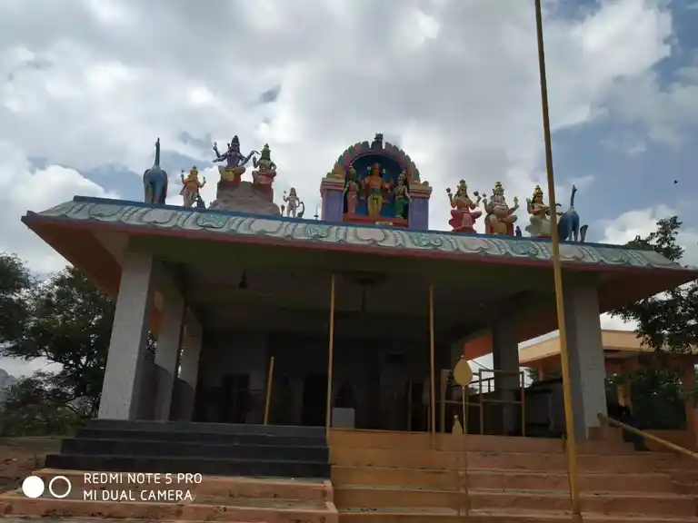 Arulmigu Maganivelmurugan Temple, Santhur, Veppalampatti - 635206 அருள்மிகு மாங்கனி வேல்முருகன் திருக்கோயில், Santhur, Veppalampatti - 635206, Krishnagiri - Ancient Temple Architecture and History Image 3