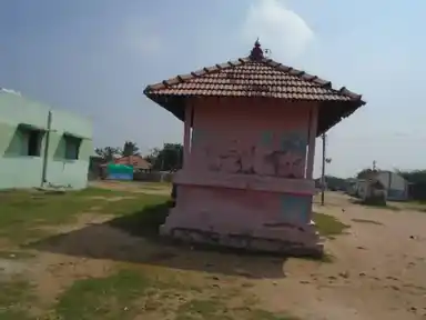 Arulmigu Maha Mariyamman Temple, Velivayal - 614621 அருள்மிகு மகாமாரியம்மன் திருக்கோயில், Velivayal - 614621, Pudukkottai - Ancient Temple Architecture and History Image 3