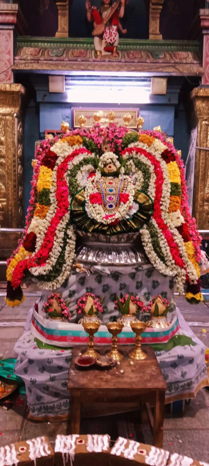 அருள்மிகு மகாசரஸ்வதியம்மன் மற்றும் லெஷ்மி நாராயணப் பெருமாள் திருக்கோயில், 34 கூத்தனூர் - 609503