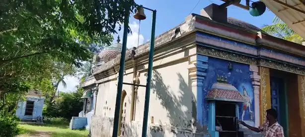 Arulmigu Mahadeva Swamy Temple, Melanallur - 609203 அருள்மிகு மகாதேவசாமி திருக்கோயில், மேலாநல்லூர் - 609203, Mayiladuthurai - Ancient Temple Architecture and History Image 2