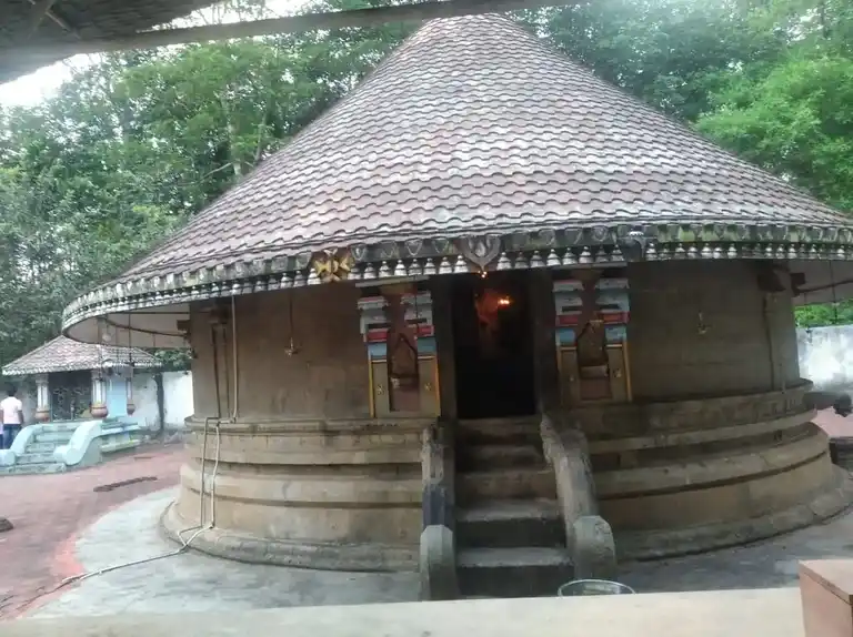 Arulmigu Mahadevar Temple, Thirumurampu, Kulasekharam - 629177 Arulmigu Mahadevar Temple, Thirumurampu, குலசேகரம் - 629177, Kanyakumari - Ancient Temple Architecture and History Image 2