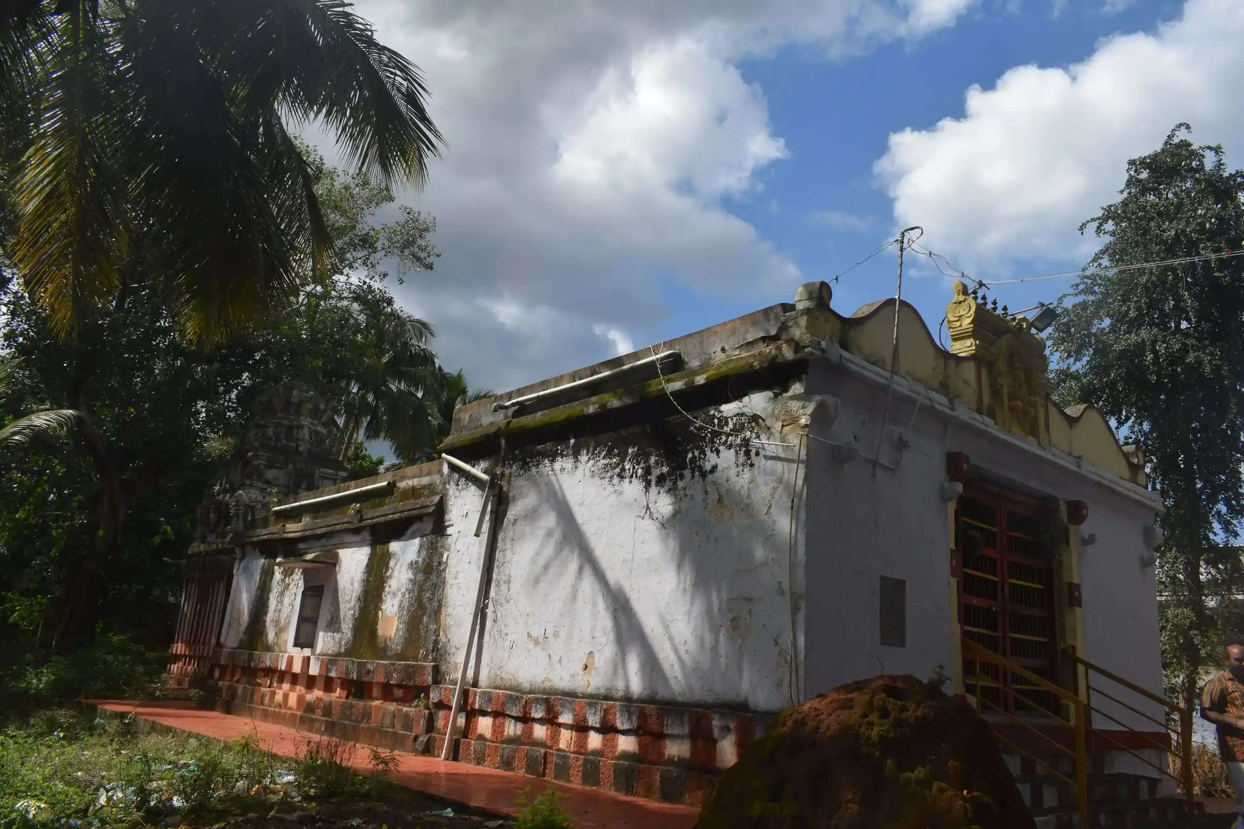 Arulmigu Mahaganapathy Temple, Melagaram - 627818