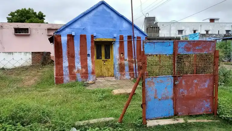 Arulmigu Mahaganapathy Temple, Near Register Office, Gangai Kondan - 627352