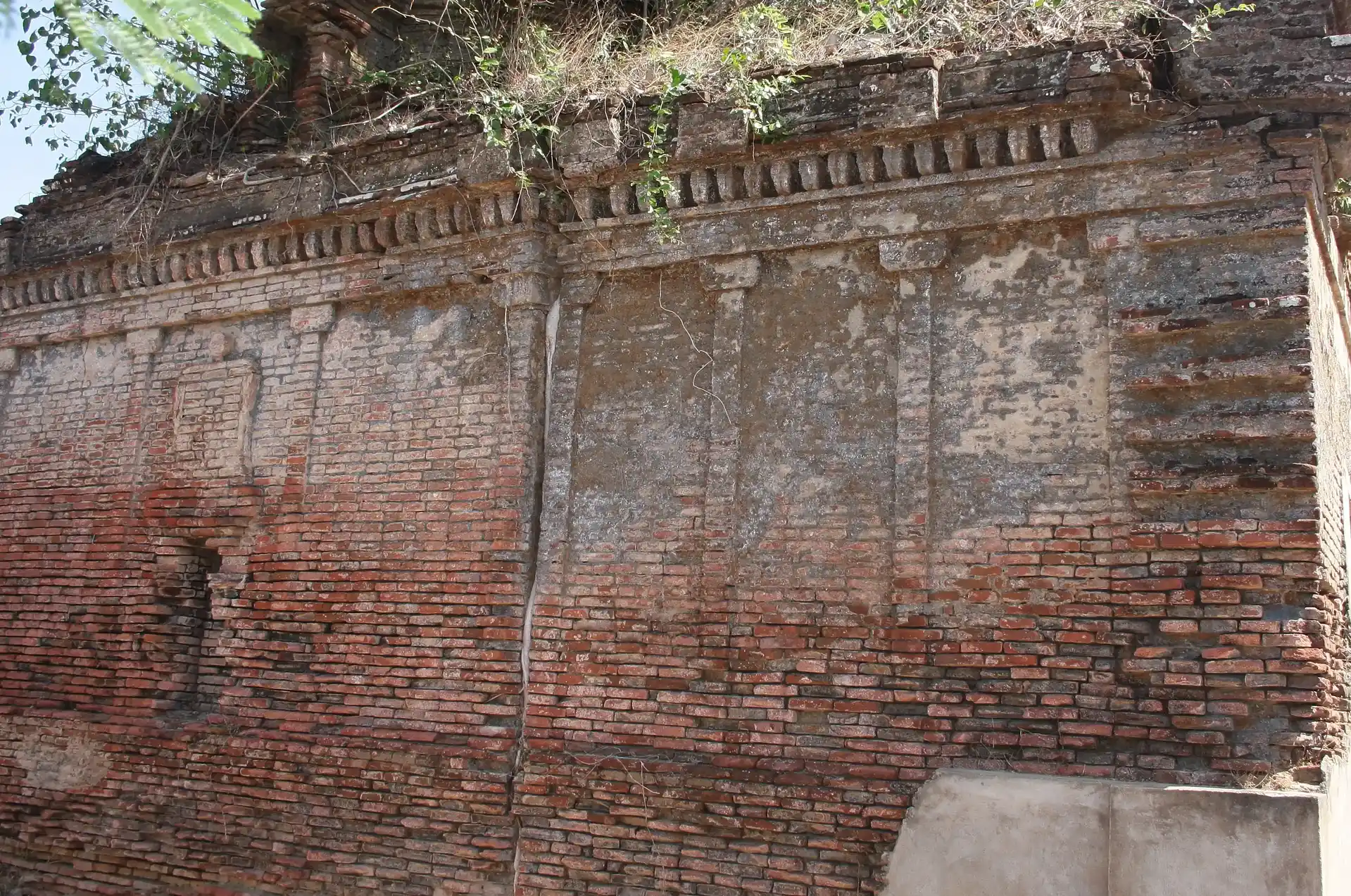 Arulmigu Mahakaleswarar Temple, Anaimangalam - 611104 Temple