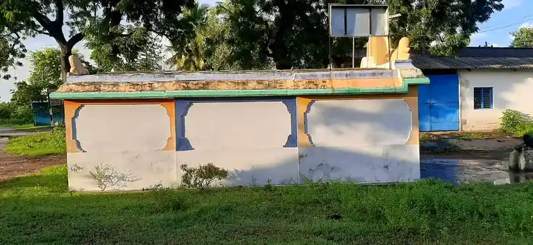 Arulmigu Mahalakshiamman Temple, Near School, Rettambedu - 601201 அருள்மிகு மகாலஷ்மி அம்மன் திருக்கோயில், Near School, Rettambedu - 601201, Tiruvallur - Ancient Temple Architecture and History Image 2