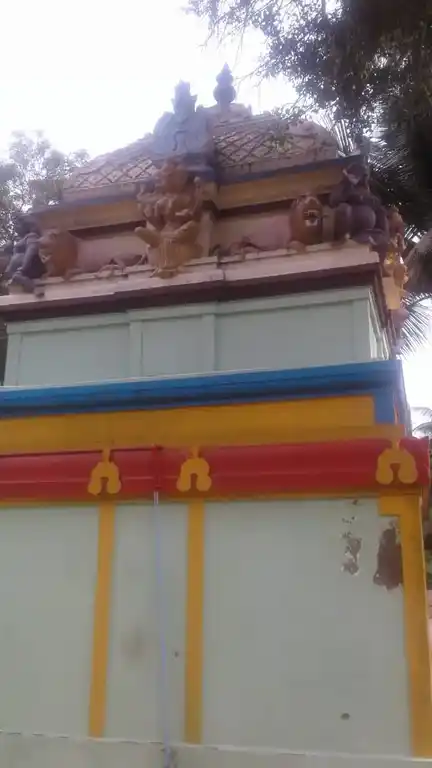 Arulmigu Mahalakshiammantemple, Kaplangarai - 642120 அருள்மிகு மகாலட்சுமியம்மன் திரககோயில், கப்பளாங்கரை,பொள்ளாச்சி , கோவை கோயில், Kaplangarai - 642120, Coimbatore - Ancient Temple Architecture and History Image 4