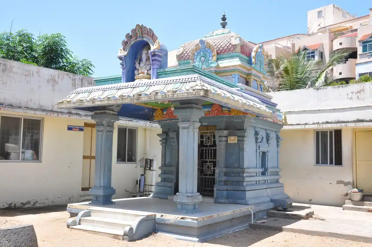 Arulmigu Mahalakshmi Temple, Besant Nagar, Chennai - 600090 அருள்மிகு மகாலட்சுமி திருக்கோயில், பெசன்ட் நகர், சென்னை - 600090, Chennai - Ancient Temple Architecture and History Image 6