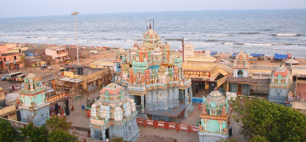 அருள்மிகு மகாலட்சுமி திருக்கோயில், பெசன்ட் நகர், சென்னை - 600090 - Main View