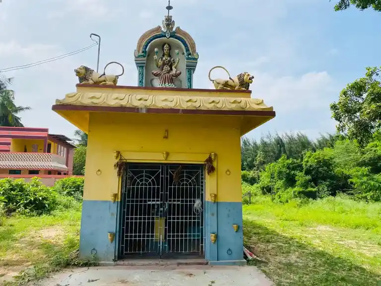 Arulmigu Mahalakshmiamman Temple, Mahalakshmiamman Temple, Area, Merattur - 601204 அருள்மிகு ஸ்ரீ மாகலட்சுமி அம்மன் திருக்கோயில், Mahalakshmiamman Templearea, Merattur - 601204, Tiruvallur - Ancient Temple Architecture and History Image 2