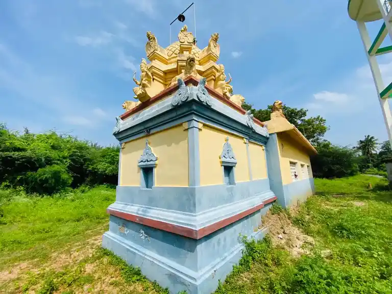 Arulmigu Mahalakshmiamman Temple, Mahalakshmiamman Temple, Area, Merattur - 601204 அருள்மிகு ஸ்ரீ மாகலட்சுமி அம்மன் திருக்கோயில், Mahalakshmiamman Templearea, Merattur - 601204, Tiruvallur - Ancient Temple Architecture and History Image 3