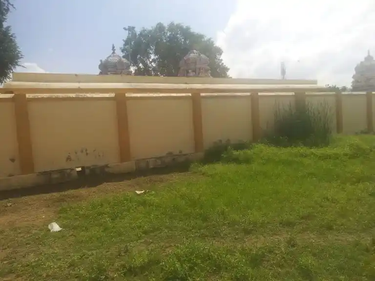 Arulmigu Mahalakshmiamman Temple, Matu Mahadhanapuram, Mahathanapuram North - 639105 அருள்மிகு மகாலட்சுமி அம்மன் திருக்கோயில், Matu Mahadhanapuram, Mahathanapuram North - 639105, Karur - Ancient Temple Architecture and History Image 2