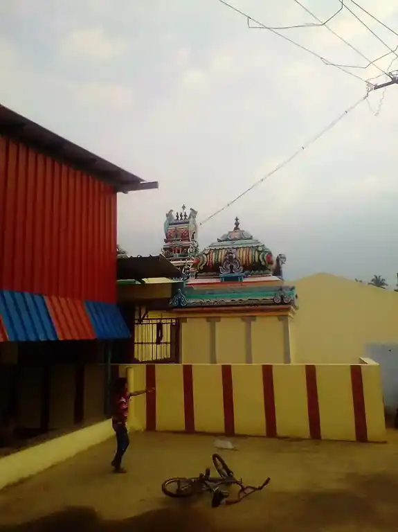 Arulmigu Mahaliamman Temple, Karaiyanchettipalayam - 642123 அருள்மிகு மாகாளியம்மன் திருக்கோயில், கரையன்ச்செட்டிபாளையம் - 642123, Coimbatore - Ancient Temple Architecture and History Image 2