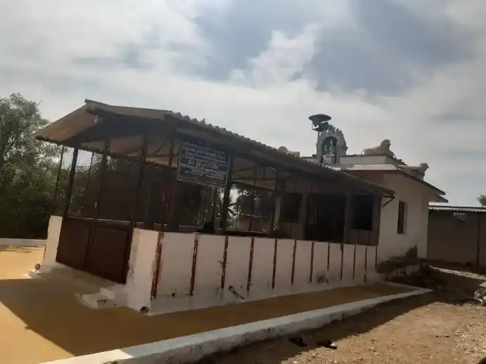 Arulmigu Mahaliamman Temple, Karukkuppalayam - 638312 அருள்மிகு மாகாளியம்மன் திருக்கோயில், Karukkuppalayam - 638312, Erode - Ancient Temple Architecture and History Image 6