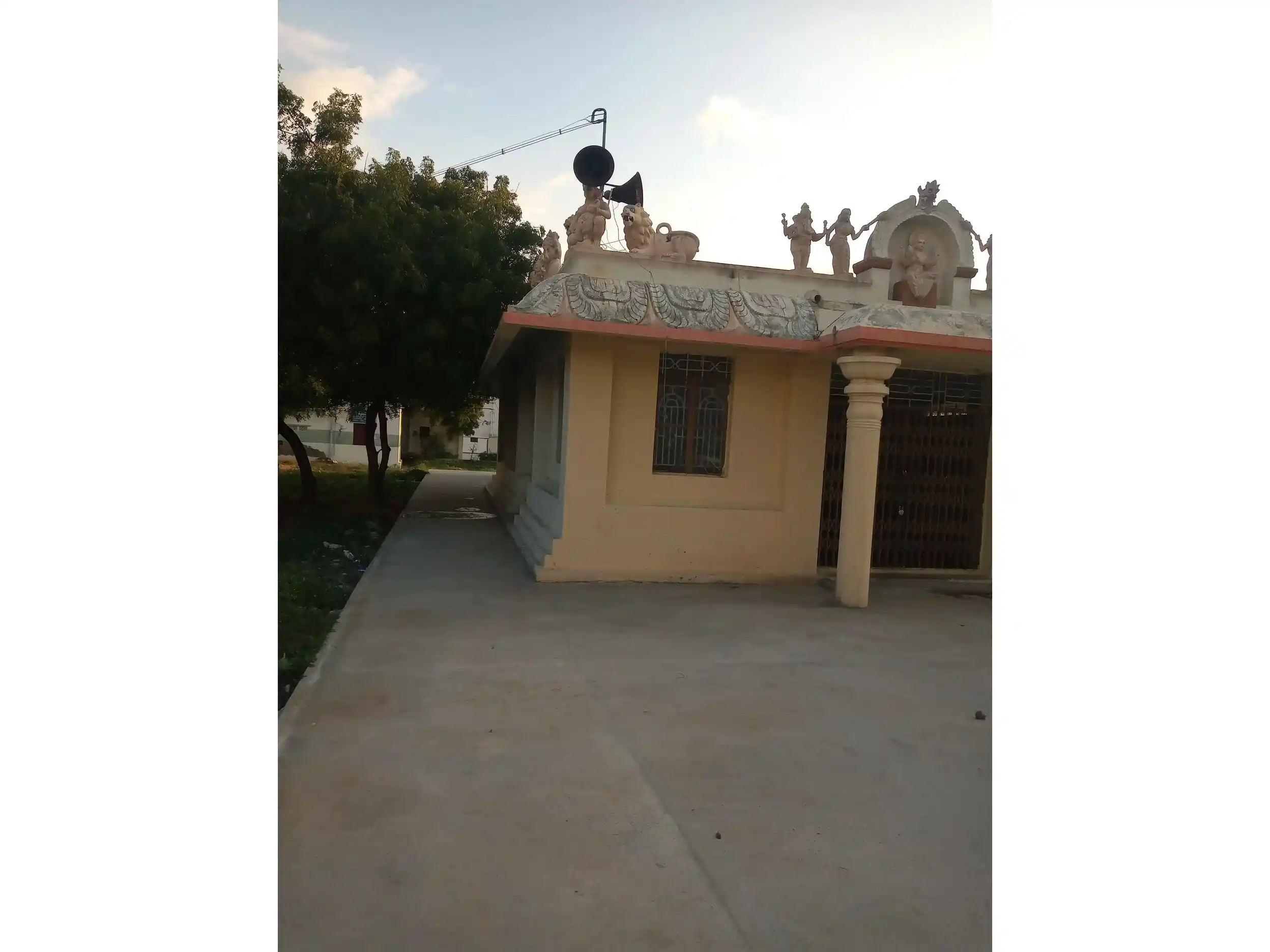 Arulmigu Mahaliyamman Temple, Naduvur - 641664 அருள்மிகு மாகாளியம்மன் திருக்கோயில், Naduvur - 641664, Tiruppur - Ancient Temple Architecture and History Image 4