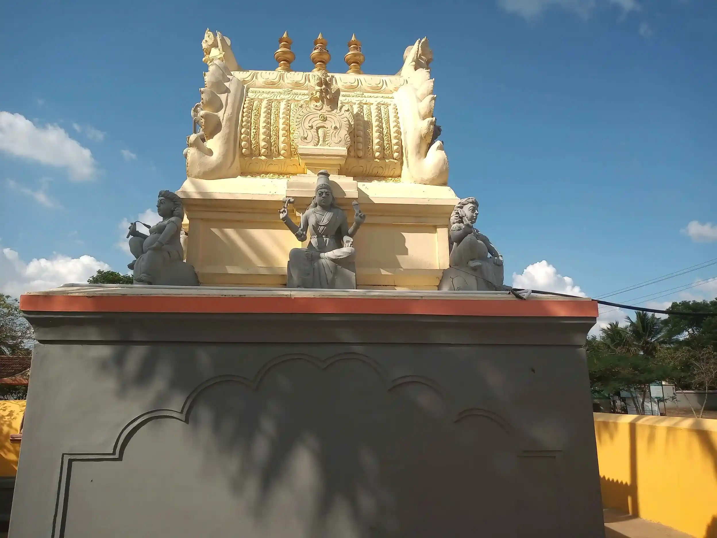 Arulmigu Mahaliyamman Temple, Puliyampatti - 641658 Temple