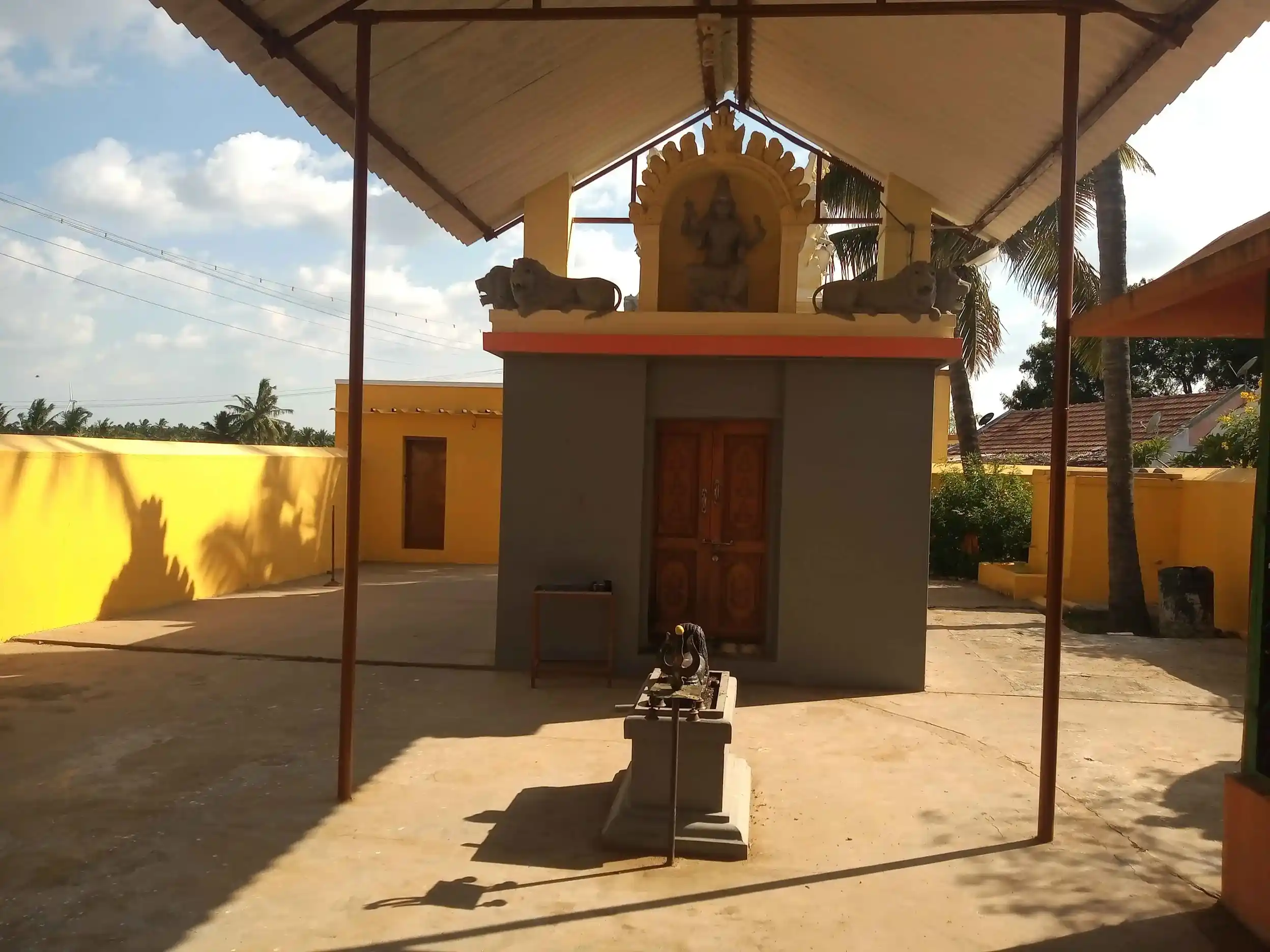 Arulmigu Mahaliyamman Temple, Puliyampatti - 641658 அருள்மிகு மாகாளியம்மன் திருக்கோயில், Puliyampatti - 641658, Tiruppur - Ancient Temple Architecture and History Image 2