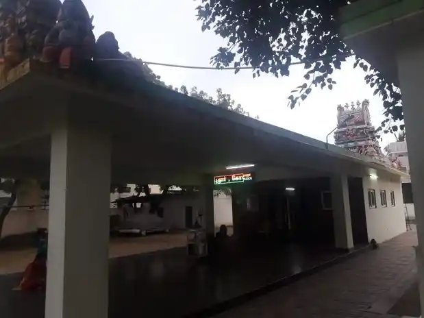 Arulmigu Mahasakthi Mariyamman Temple, Sinthamanipudur, Kannampalayam - 641103 அருள்மிகு மாகசக்திமாரியம்மன் திருக்கோயில், சிந்தாமணிப்புதூர், கண்ணம்பாளையம் - 641103, Coimbatore - Ancient Temple Architecture and History Image 6