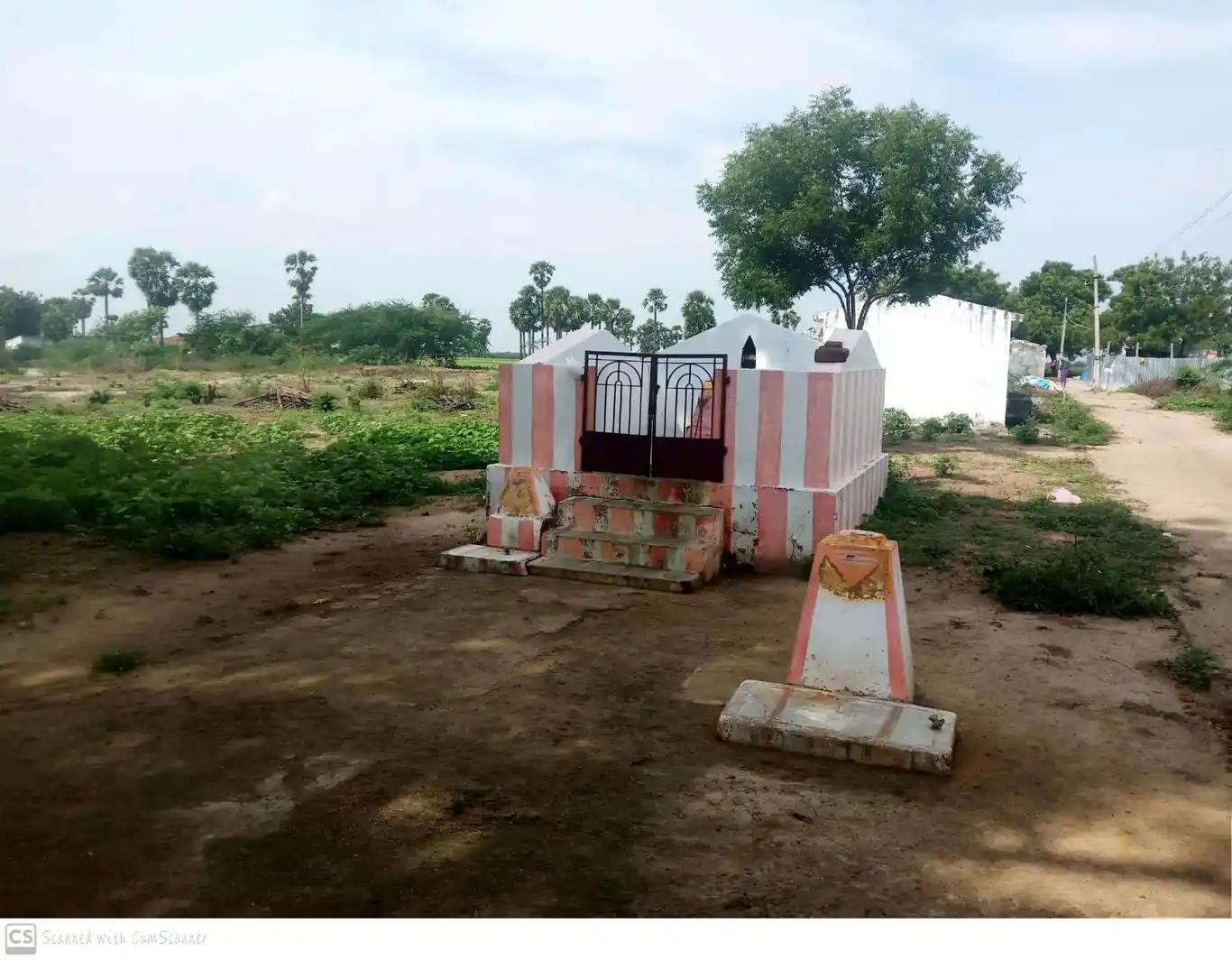 Arulmigu Mahizandi Ayyanar Temple, Vilathikulam - 628907 அருள்மிகு மகிழாண்டி அய்யனார் திருக்கோயில், Vilathikulam - 628907, Thoothukudi - Ancient Temple Architecture and History Image 2