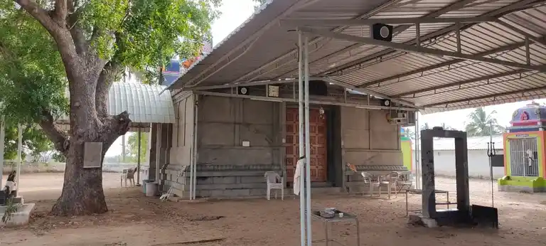 Arulmigu Makaliamman Temple, Eswarachittipalayam - 638702 Arulmigu Makaliamman Temple, ஈஸ்வரசெட்டிபாளையம் - 638702, Tiruppur - Ancient Temple Architecture and History Image 2