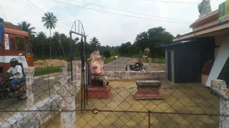 Arulmigu Makaliamman Temple, Mullupadi - 642109 Arulmigu Makaliamman Temple, Mullupadi - 642109, Coimbatore - Ancient Temple Architecture and History Image 3