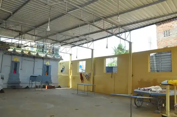 Arulmigu Makaliamman Temple, Sulur, Sulur - 641025 அருள்மிகு மாகாளியம்மன் திருக்கோயில், சூலூர் - 641025, Coimbatore - Ancient Temple Architecture and History Image 4