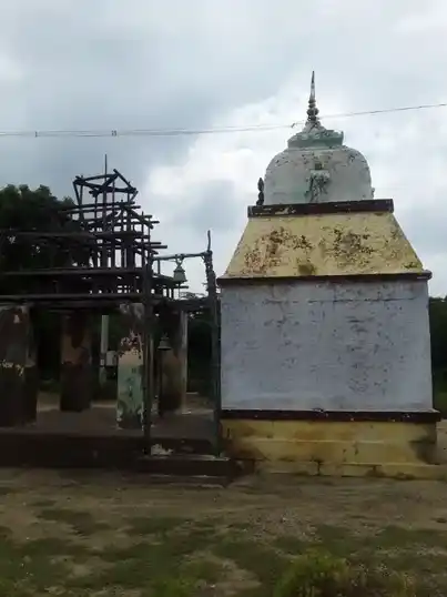 Arulmigu Makaliyamman Temple, Chinnaparenchervali, Kangeyam - 638701 அருள்மிகு மாகாளியம்மன் திருக்கோயில், Chinnaparenchervali, Kangeyam - 638701, Tiruppur - Ancient Temple Architecture and History Image 4