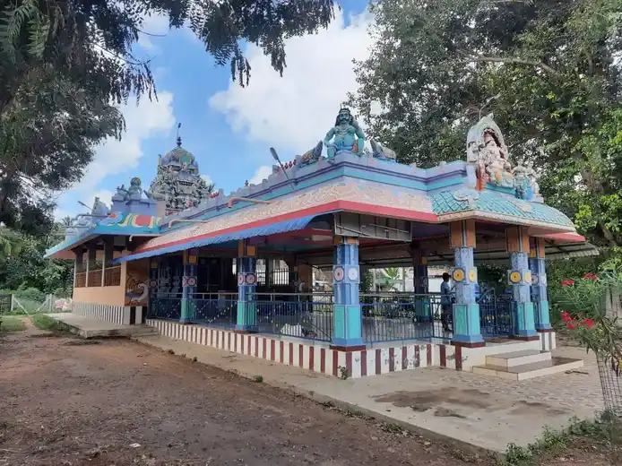 Arulmigu Malai Mariyamman Selvavinayagar Temple, Kupachikottai - 614015 அருள்மிகு மழைமாரியம்மன் செல்வவிநாயகர் ஆலயம், Kupachikottai - 614015, Thiruvarur - Ancient Temple Architecture and History Image 5