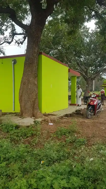 Arulmigu Malaiamman Temple, Chinna Kammiampattu - 635851 அருள்மிகு மாலையம்மன் திருக்கோயில், சின்ன கம்மியம்பட்டு - 635851, Thirupathur - Ancient Temple Architecture and History Image 5