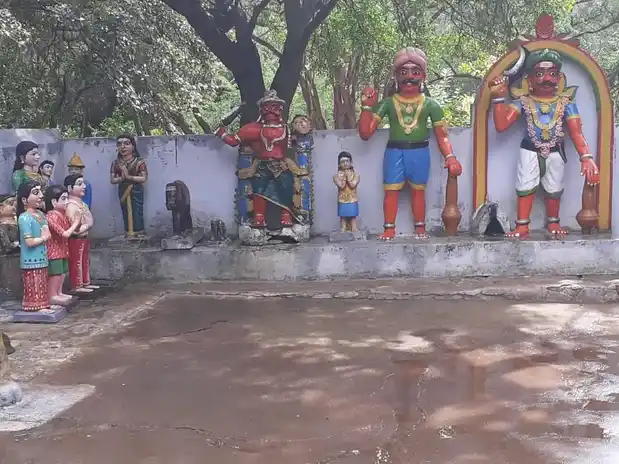 Arulmigu Malaikaruppusamy Temple, Karattupalayam - 638111 அருள்மிகு மலைக்கருப்புச்சாமி திருக்கோயில், Karattupalayam - 638111, Erode - Ancient Temple Architecture and History Image 7