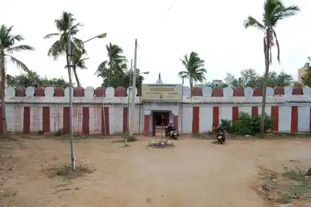 Arulmigu Malaikavalar Temple, Near Bus Stand, Tiruchengode - 637211 அருள்மிகு மலைக்காவலர் திருக்கோயில், திருச்செங்கோடு - 637211, Namakkal - Ancient Temple Architecture and History Image 2