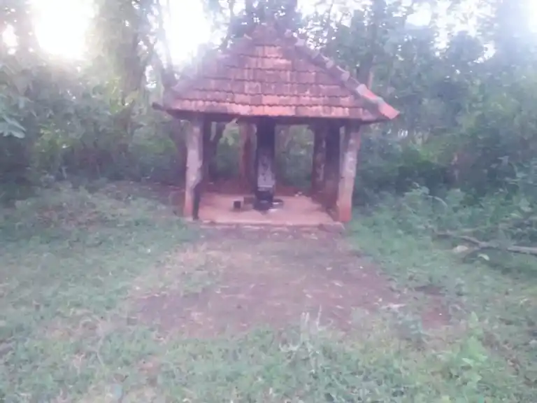 Arulmigu Malaikoil, Pazhayapalayam - 621311 Arulmigu Malaikoil, Pazhayapalayam - 621311, Thiruchirappalli - Ancient Temple Architecture and History Image 5