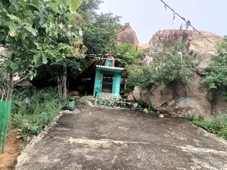 Arulmigu Malaikoil, Samuthiram - 621306 Temple