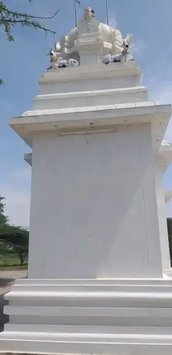 Arulmigu Malaikovil, Karisalpatti - 625512 அருள்மிகு மாலைக்கோயில்,கரிசல்பட்டி,பெரியகுளம் வட்டம் கோயில், கரிசல்பட்டி - 625512, Theni - Ancient Temple Architecture and History Image 4