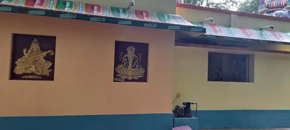 Arulmigu Malaikovil, Mottanampatti - 624802 அருள்மிகு மலைக்கோயில்-மொட்டனம்பட்டி, வேடசந்தூர், திண்டுக்கல். கோயில், Mottanampatti - 624802, Dindigul - Ancient Temple Architecture and History Image 2