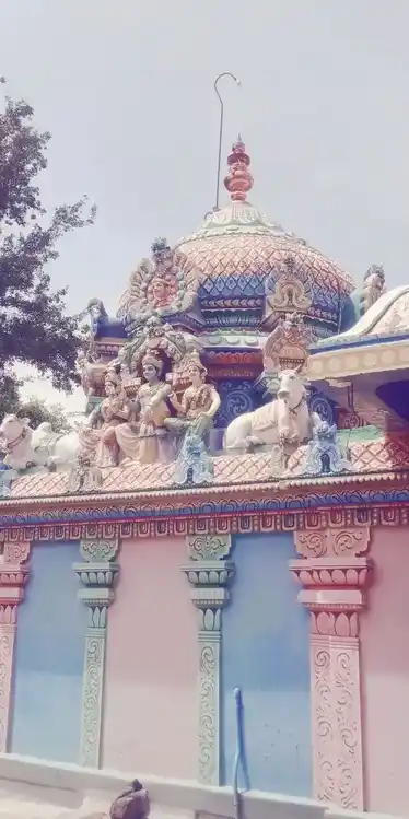 Arulmigu Malaimel Ayyanar Temple, Vallam, Thanjavur - 613403 அருள்மிகு மலைமேல் அய்யனார் திருக்கோயில், Vallam, Thanjavur - 613403, Thanjavur - Ancient Temple Architecture and History Image 3