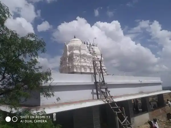 Arulmigu Malaisamy @ Ramar Temple, Top Of The Hill, Sayamalai - 628552 அருள்மிகு மலைச்சாமி என்ற இராமர் திருக்கோயில், Top Of The Hill, Sayamalai - 628552, Tenkasi - Ancient Temple Architecture and History Image 4