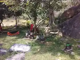 Arulmigu Malaiyadi Ayyanar Temple, Pulavanaarkudi - 622002 அருள்மிகு மலையடி அய்யனார் திருக்கோயில், Pulavanaarkudi - 622002, Pudukkottai - Ancient Temple Architecture and History Image 5