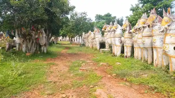 Arulmigu Malaiyandi Amman Temple, Pannapatty, Pannapatty - 621307 அருள்மிகு மலையாண்டிசுவாமி திருக்கோயில், Pannapatty, Pannapatty - 621307, Thiruchirappalli - Ancient Temple Architecture and History Image 3