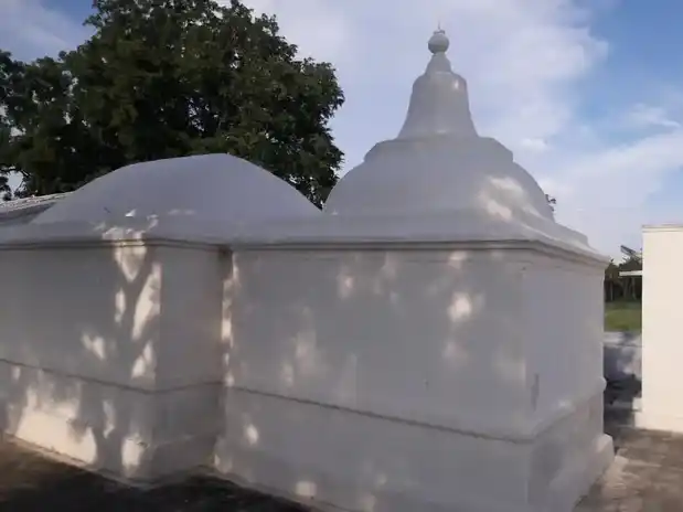 Arulmigu Malaiyandisamy Temple, Komangalampudur - 642107 அருள்மிகு மலையாண்டிசாமி திருக்கோயில், Komangalampudur - 642107, Coimbatore - Ancient Temple Architecture and History Image 6