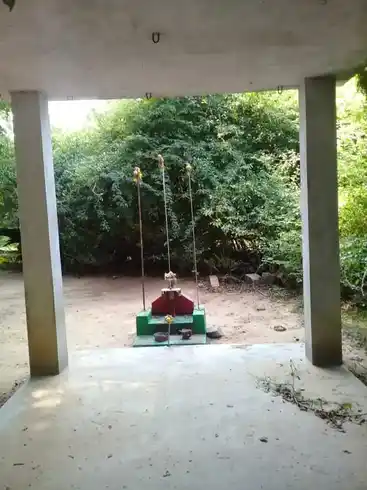 Arulmigu Malaiyarasi Amman Temple, Karuvelkurichi - 630211 அருள்மிகு. மலையரசியம்மன் திருக்கோயில், Karuvelkurichi - 630211, Sivagangai - Ancient Temple Architecture and History Image 2