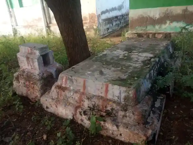 Arulmigu Malakoil Temple, Agraharakarthankanni - 638812