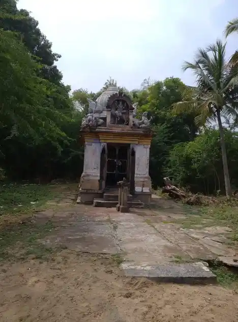 Arulmigu Malapillayar Swamy Temple, Arasavanakadu - 612603 அருள்மிகு மேலப்பிள்ளையார் திருக்கோயில், Arasavanakadu - 612603, Thiruvarur - Ancient Temple Architecture and History Image 4