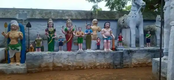 Arulmigu Malayala Thannasi Karuppana Samy Temple, Pattuthurai, Dharapuram - 638106 அருள்மிகு மலையாள தன்னாசி கருப்பண சாமி திருக்கோவில், Pattuthurai, Dharapuram - 638106, Tiruppur - Ancient Temple Architecture and History Image 8