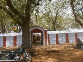 அருள்மிகு மலையாள தன்னாசி கருப்பண சாமி திருக்கோவில், Pattuthurai, Dharapuram - 638106 - Main View