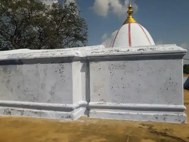 Arulmigu Malayandisamy Temple, Koolanaikenpatti - 642107 அருள்மிகு மலையாண்டிசாமி திருக்கோயில், குளனாய்க்கன்பட்டி - 642107, Coimbatore - Ancient Temple Architecture and History Image 5