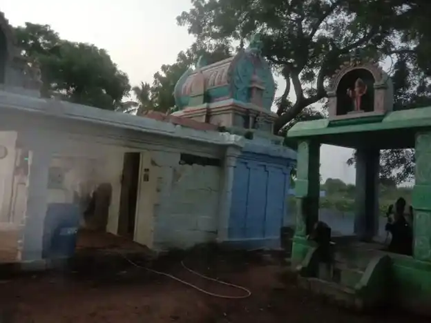 Arulmigu Maliventheeswarer And Maragathavalliamman Temple, Poolam, Poolam - 627152 அருள்மிகு மழுவேந்தீஸ்வரர் திருக்கோயில், Poolam, Poolam - 627152, Tirunelveli - Ancient Temple Architecture and History Image 3