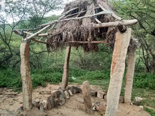 Arulmigu Mallathamman Temple, Utthappanayakkanur - 625537 மள்ளத்தய்யன் திருக்கோயில், Utthappanayakkanur - 625537, Madurai - Ancient Temple Architecture and History Image 3