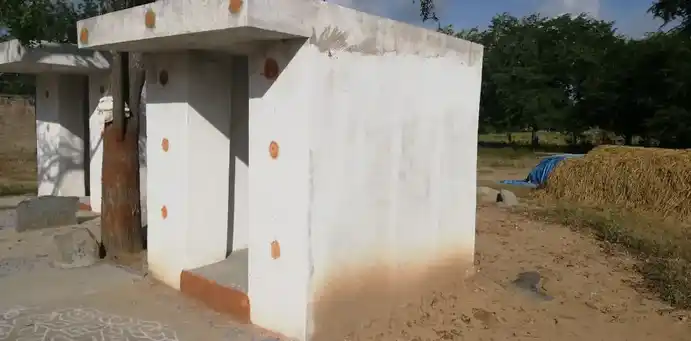 Arulmigu Malleyswaraswamy Temple, Naduvanapalli - 635121 அருள்மிகு மல்லேஸ்வர சுவாமி திருக்கோயில், Naduvanapalli - 635121, Krishnagiri - Ancient Temple Architecture and History Image 3