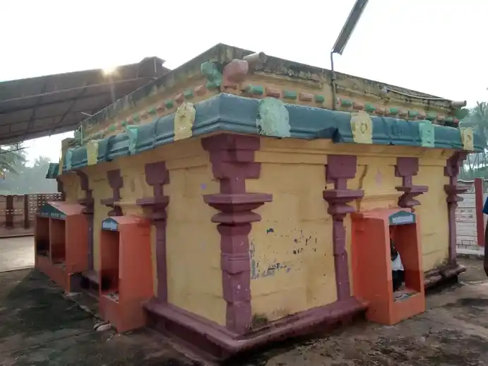 Arulmigu Malligarzineshwarar Temple, Seelaiyampatti - 625515 அருள்மிகு மல்லீகார்ஜீனேஸ்வரர் திருக்கோயில், சீலையம்பட்டி - 625515, Theni - Ancient Temple Architecture and History Image 4