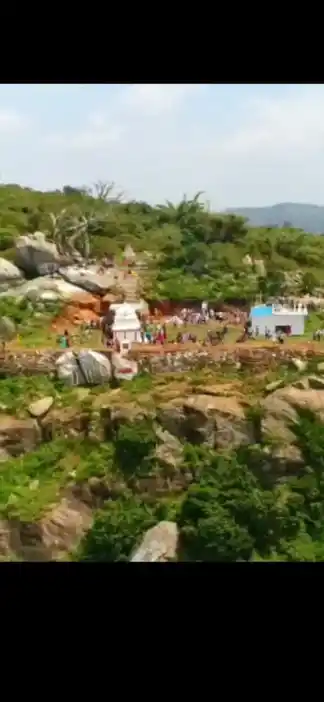 Arulmigu Malligeswarar Temple, Mukkalnayakanahalli Hill, Mukkalnaickenahalli - 636704 Arulmigu Malligeswarar Temple, Mukkalnayakanahalli Hill, Mukkalnaickenahalli - 636704, Dharmapuri - Ancient Temple Architecture and History Image 4